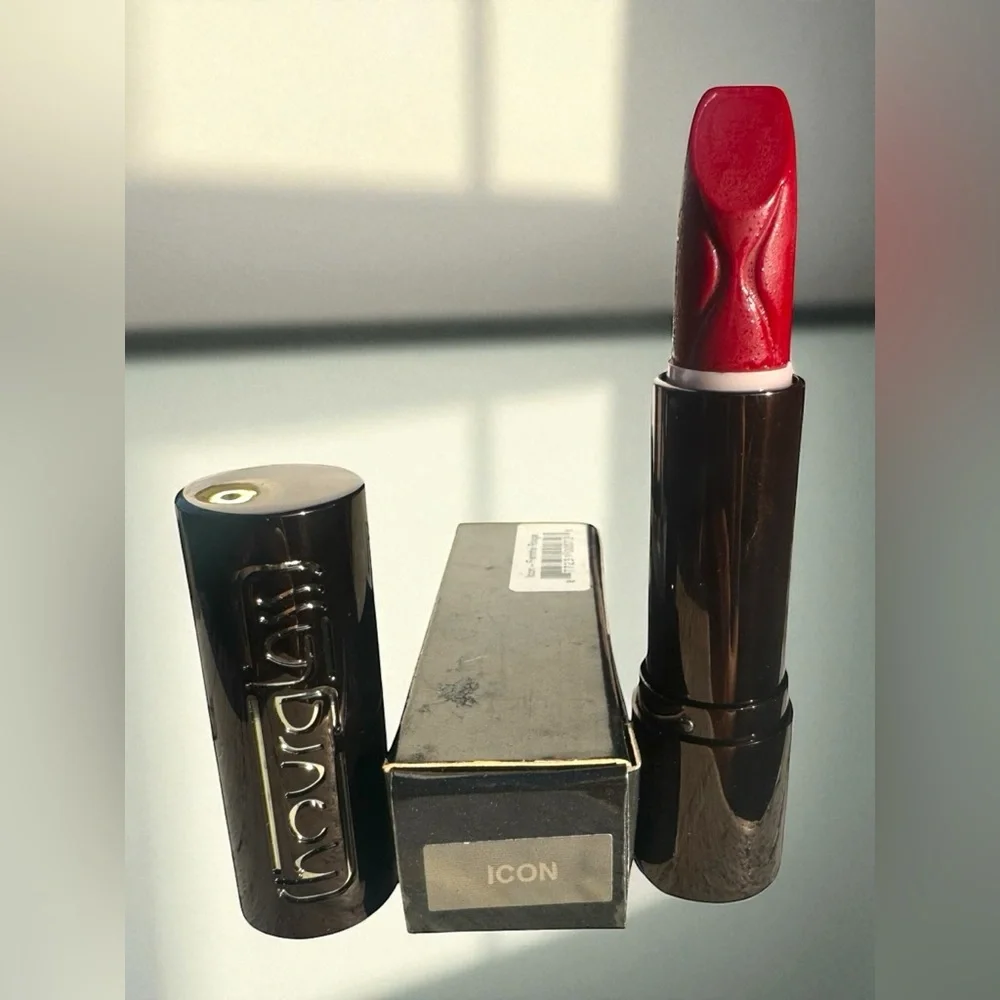 HOURGLASS ICON FEMME ROUGE VELVET CRÈME LIPSTICK. NEW IN BOX.